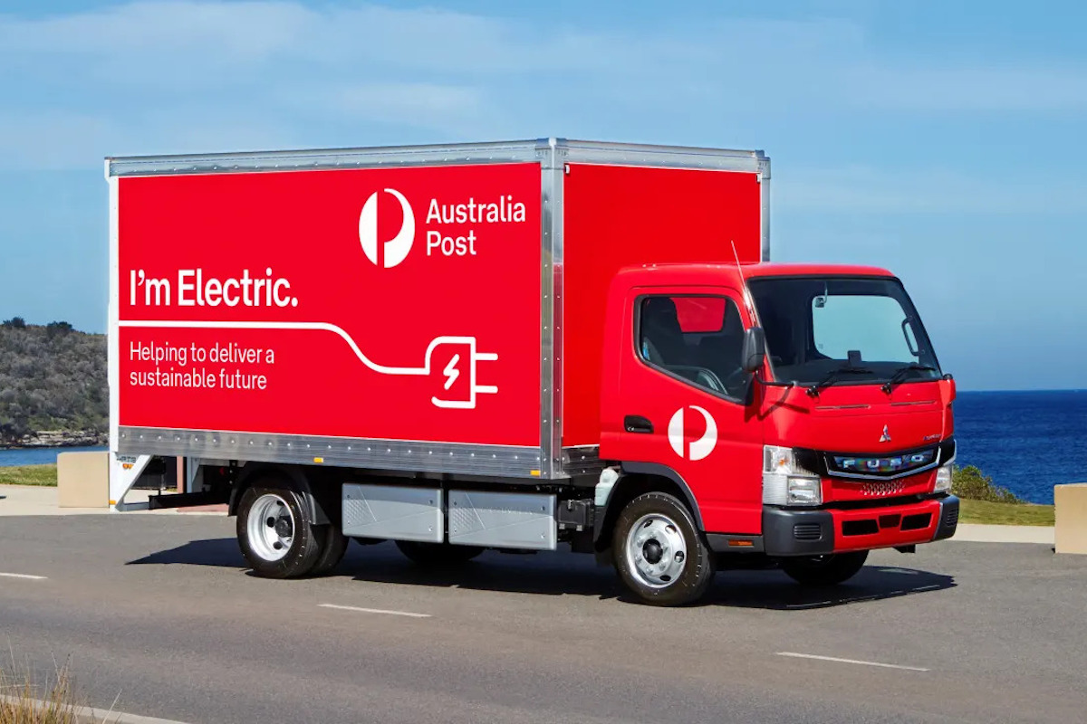 Australia Post electric truck promotes sustainable logistics.